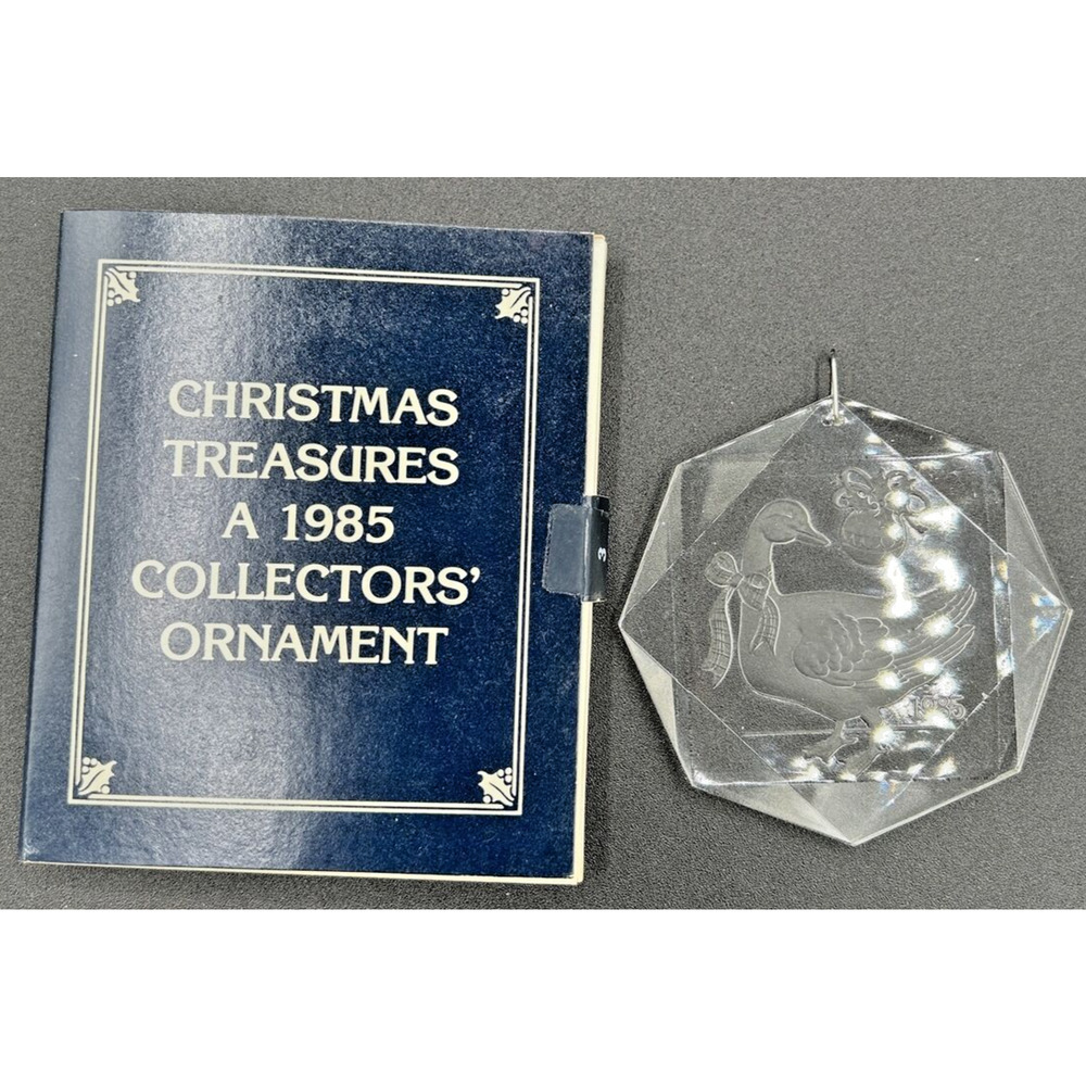 1985 Christmas Treasures Collectors' Ornament SKU U232/#3
